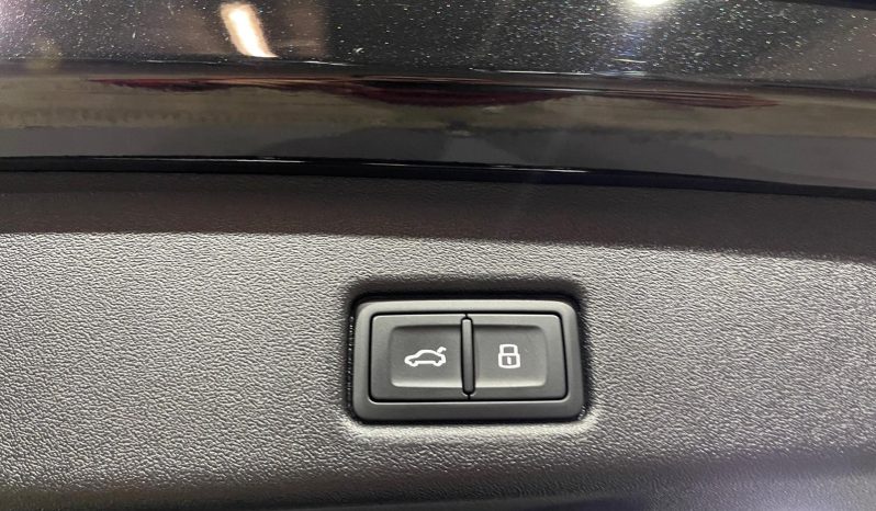 
								Nuevo AUDI Q5 TDI quattro S tronic Black line full									