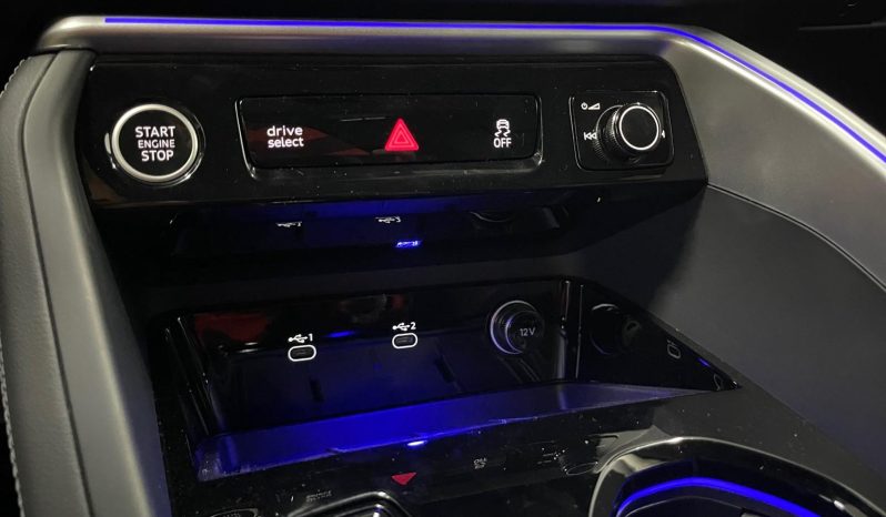
								Nuevo AUDI Q5 TDI quattro S tronic Black line full									