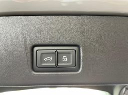 
										Audi Q4 Sportback Genuine edition 45 e-tron full									