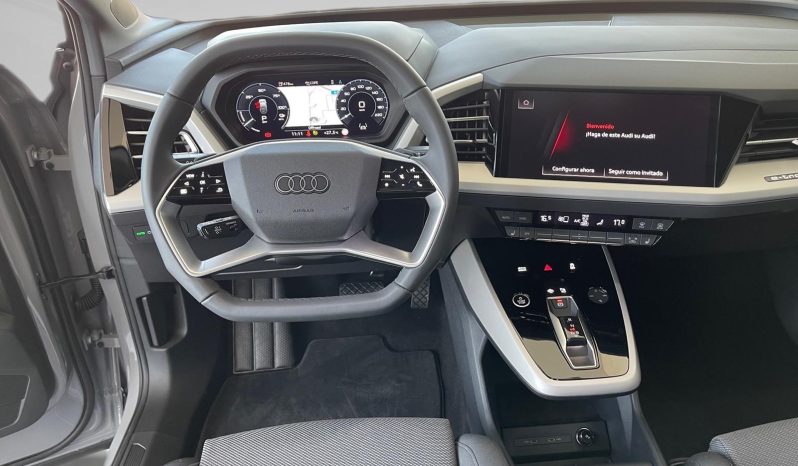 
								Audi Q4 Sportback Genuine edition 45 e-tron full									