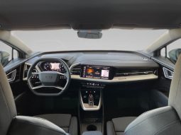 
										Audi Q4 Sportback Genuine edition 45 e-tron full									