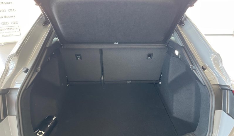 
								Audi Q4 Sportback Genuine edition 45 e-tron full									