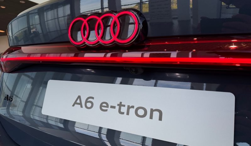 
								Audi A6 Sportback S line e-tron performance kW 94,9 kWh full									