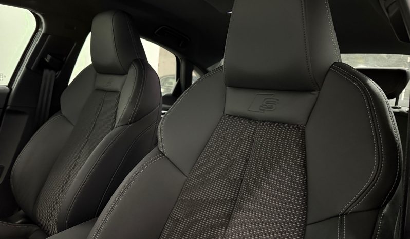 
								AUDI A3 Sedán 35 TDI S line 2973MRW full									