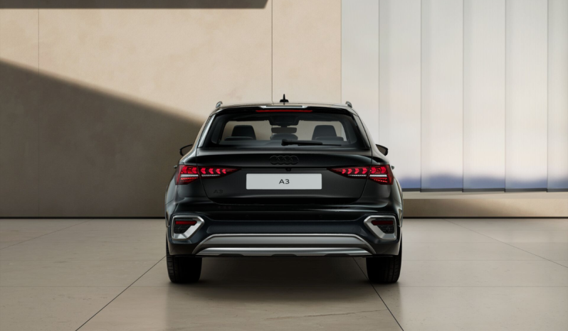 
								Audi A3 allstreet Genuine 35 TFSI 110 kW S tronic full									