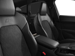 
										Audi A5 Avant Black line e-hybrid quattro full									
