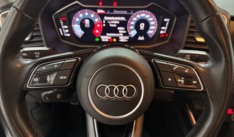 
								A1 Sportback 30 TFSI Adrenalin full									