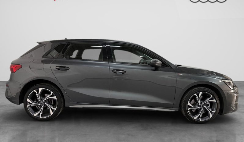 
								A3 Sportback 40 TFSIe S line S tronic full									