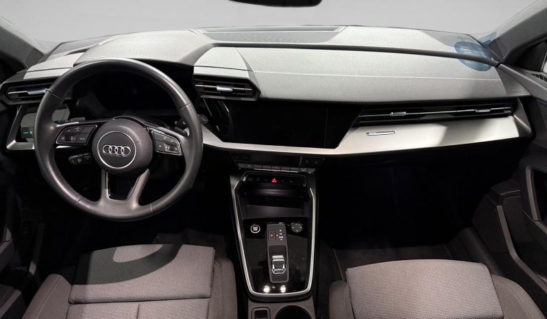 
								A3 Sportback 40 TFSIe S line S tronic full									