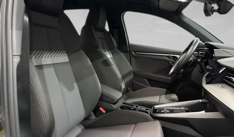 
								A3 Sportback 40 TFSIe S line S tronic full									