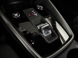 
										A3 Sportback 40 TFSIe S line S tronic full									