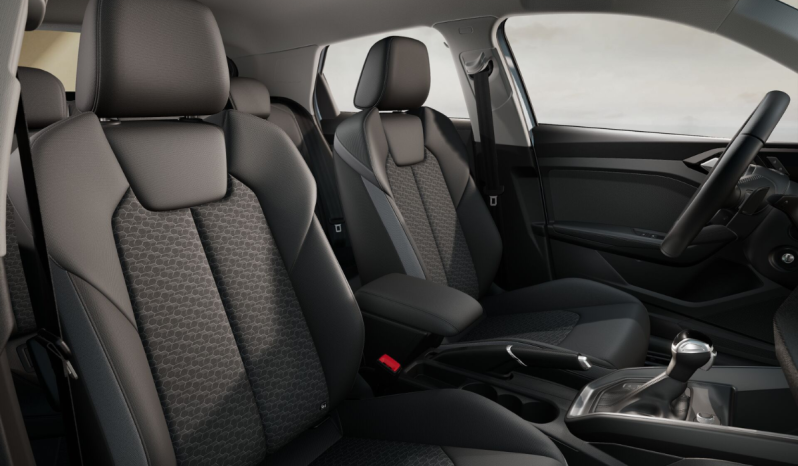 
								Audi A1 allstreet Adrenalin 30 TFSI 85(116) kW(CV) S tronic full									