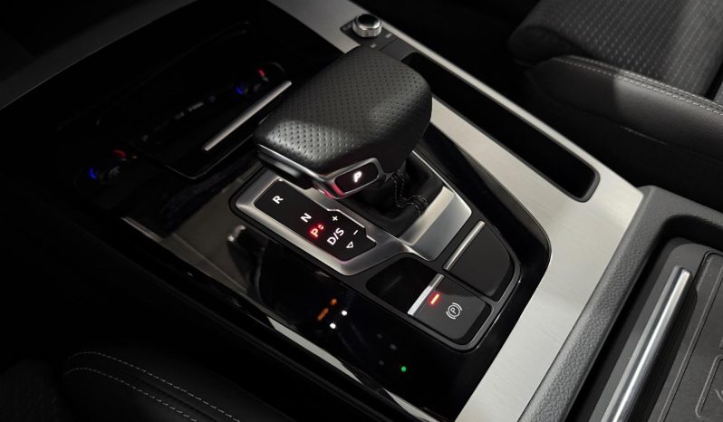
								AUDI Q5 40 TDI quattro-ultra Black line S tronic 150kW – 4148MTX full									