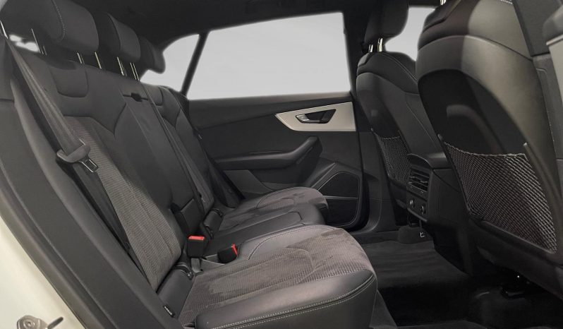 
								AUDI Q8 45 TDI Black line quattro tiptronic – 3244LMZ full									