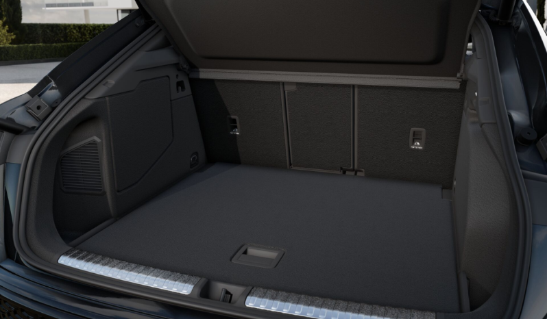 
								Audi Q3 Sportback Black line edition e-hybrid 200 kW S tronic full									