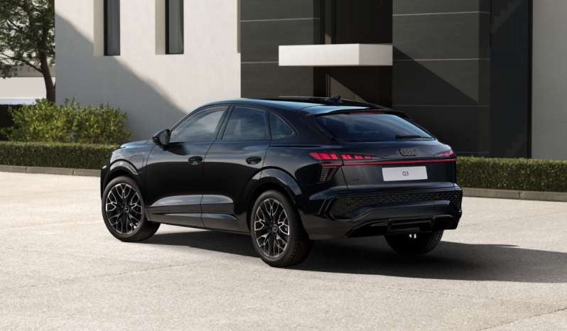 
								Audi Q3 Sportback Black line edition e-hybrid 200 kW S tronic full									