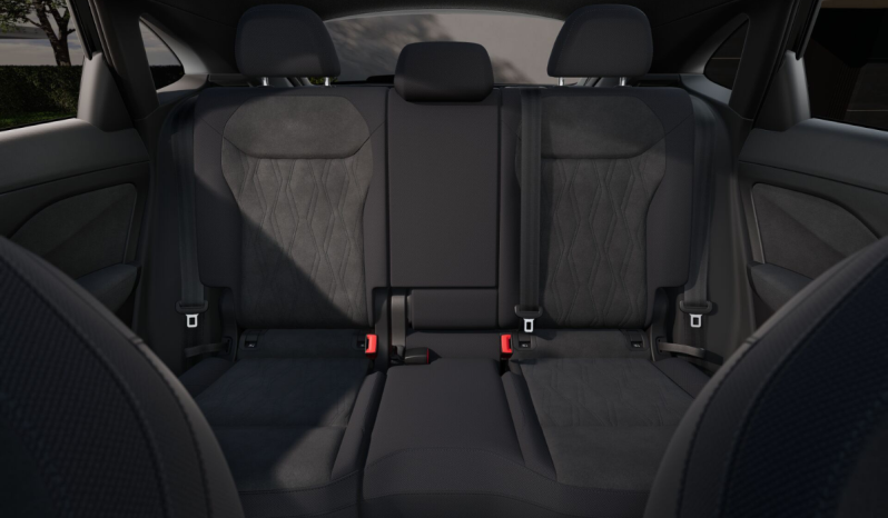 
								Audi Q3 Sportback Black line edition e-hybrid 200 kW S tronic full									