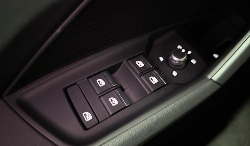 
								A3 Sedán TDI S line S tronic 110kW – 4041NBD full									