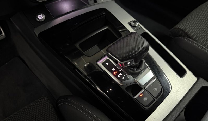 
								AUDI Q5 40 TDI quattro-ultra Black line S tronic 150kW – 0647LWH full									