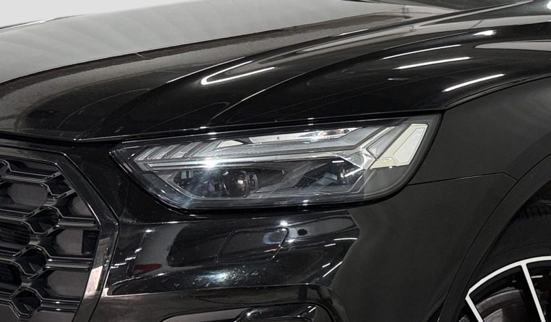 
								AUDI Q5 40 TDI quattro-ultra Black line S tronic 150kW – 0647LWH full									