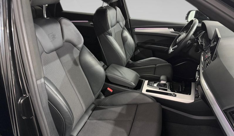 
								AUDI Q5 40 TDI quattro-ultra Black line S tronic 150kW – 0647LWH full									