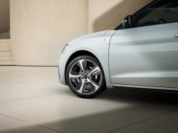 
										Audi A1 Sportback Adrenalin edition 30 TFSI 85 (116) kW (CV) 6 vel. full									