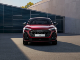 
										Audi Q5 SUV Black line edition e-hybrid quattro 220 kW S tronic full									