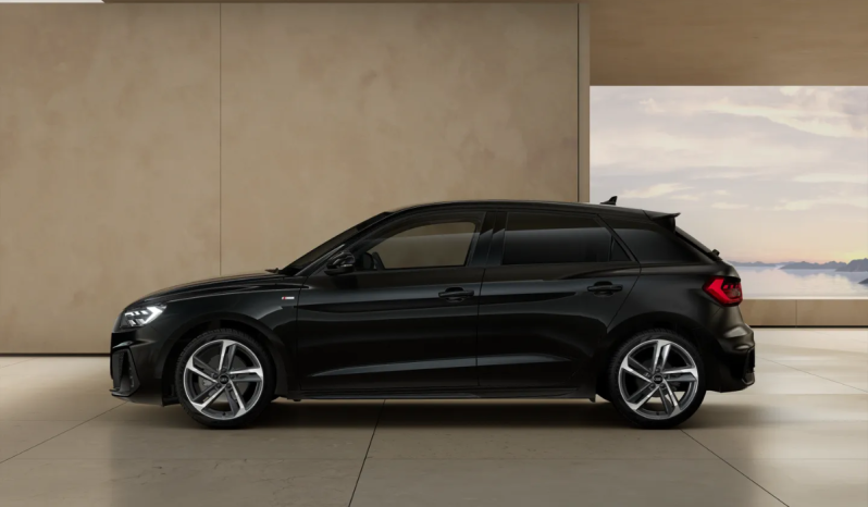 
								A1 Sportback Adrenalin Black edition 30 TFSI 85(116) kW(CV) S tronic full									