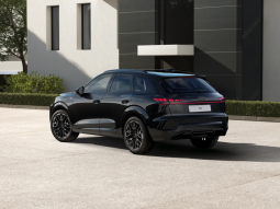 
										Audi Q3 SUV Black line edition TDI 110 kW S tronic full									