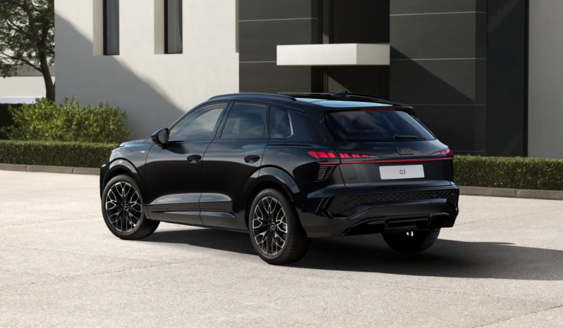 
								Audi Q3 SUV Black line edition TDI 110 kW S tronic full									