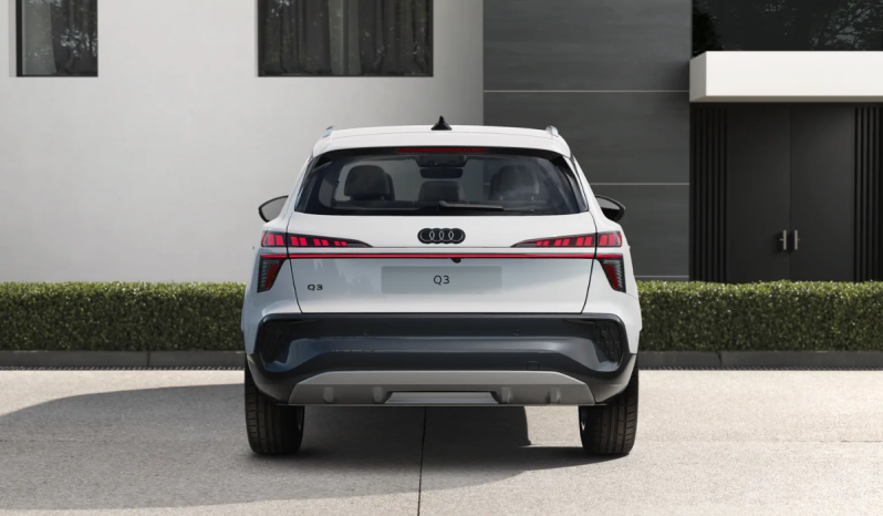 
								Audi Q3 SUV Advanced e-hybrid 200 kW S tronic full									