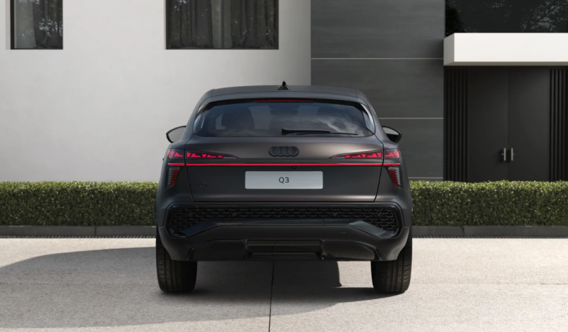 
								Audi Q3 Sportback Black line edition TFSI 110 kW S tronic full									