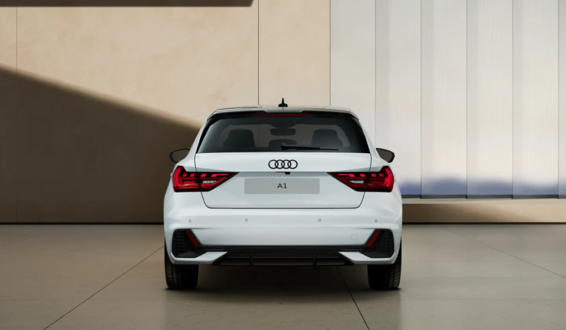 
								A1 Sportback Adrenalin Black edition 30 TFSI 85(116) kW(CV) S tronic full									