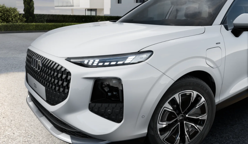 
								Audi Q3 SUV Advanced e-hybrid 200 kW S tronic full									
