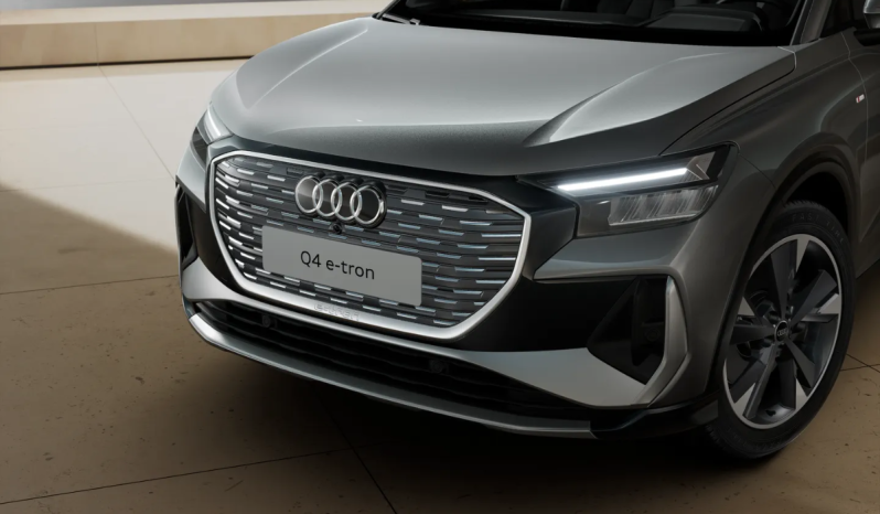 
								Audi Q4 Sportback Genuine edition 45 e-tron 210,00 kW 77,0 kWh full									