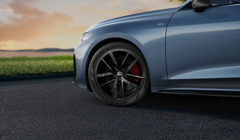 
								Audi A5 Sedan Black competition e-hybrid quattro 270 kW S tronic full									