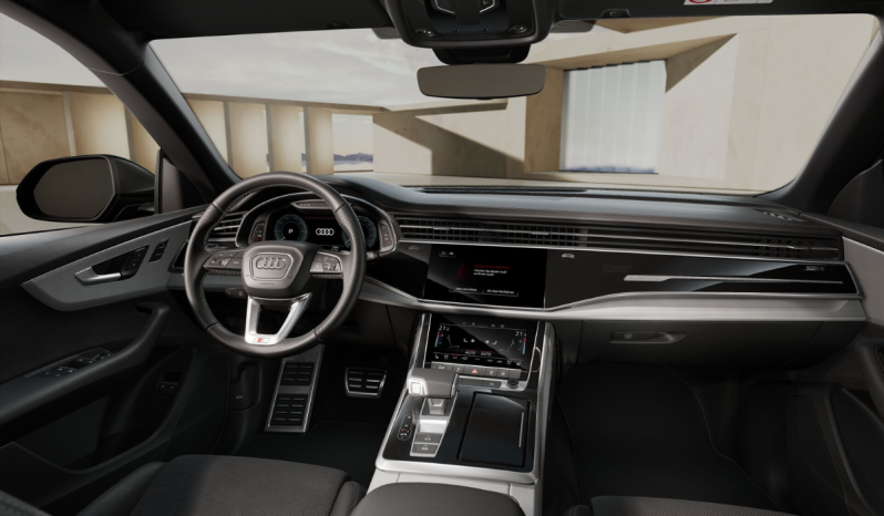 
								Audi Q8 SUV Black line TFSI e quattro 290 kW tiptronic full									