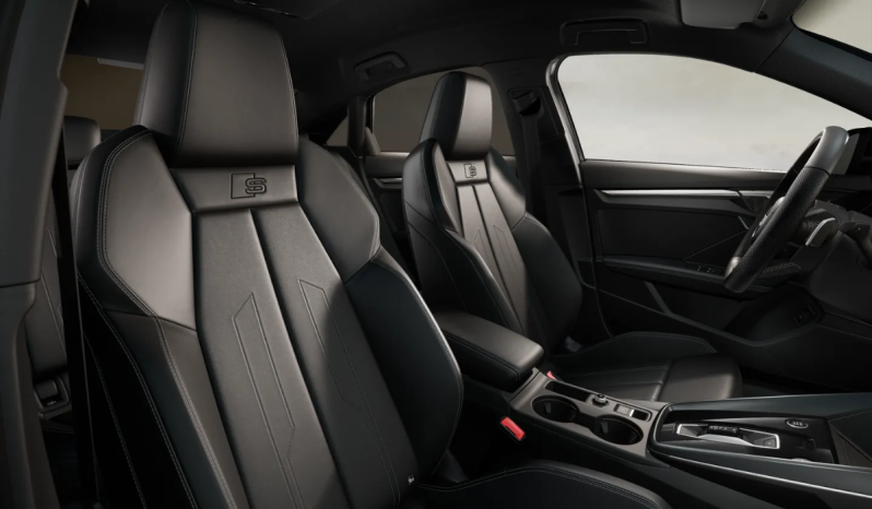 
								Audi A3 Sedan Black line TFSI 110 kW S tronic full									