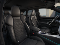 
										Audi Q5 SUV Black line edition e-hybrid quattro 220 kW S tronic full									