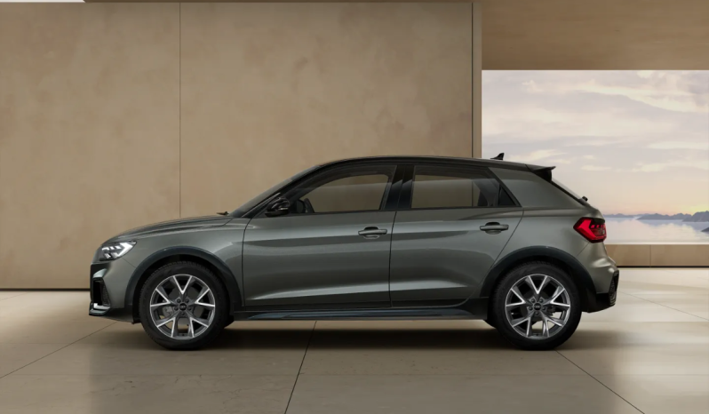 
								Audi A1 allstreet Adrenalin 30 TFSI 85(116) kW(CV) S tronic full									