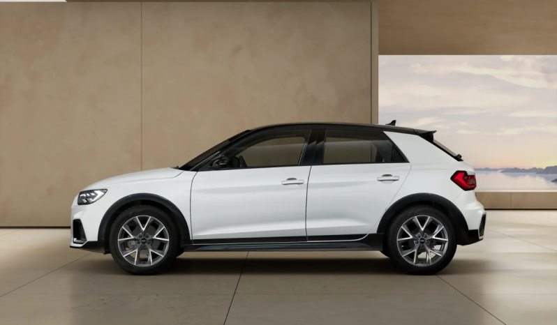 
								Audi A1 allstreet Adrenalin 30 TFSI 85(116) kW(CV) S tronic full									