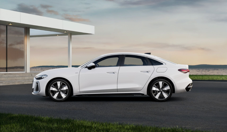 
								Audi A5 Sedan S Line e-hybrid quattro 220 kW S tronic full									