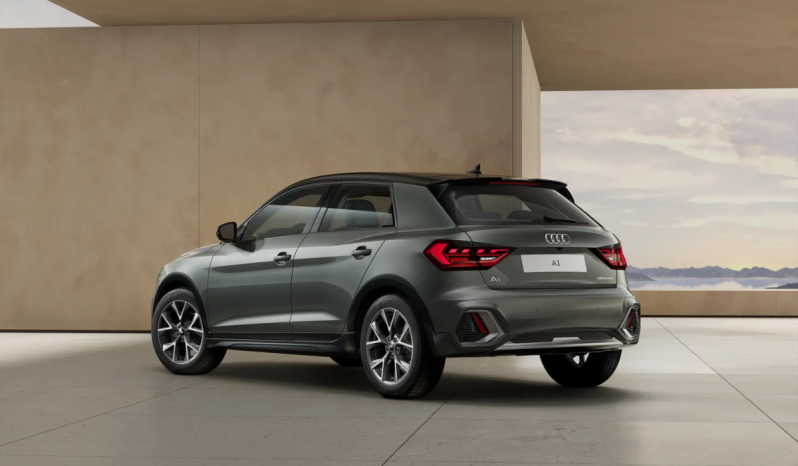 
								Audi A1 allstreet Adrenalin 30 TFSI 85(116) kW(CV) S tronic full									