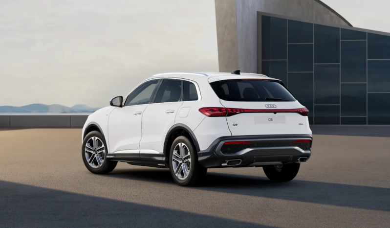 
								Audi Q5 SUV S line edition e-hybrid quattro 220 kW S tronic full									