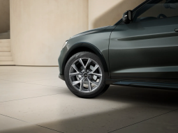 
										Audi A1 allstreet Adrenalin 30 TFSI 85(116) kW(CV) S tronic full									