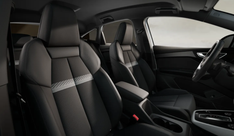 
								Audi Q4 Sportback Genuine edition 45 e-tron 210,00 kW 77,0 kWh full									