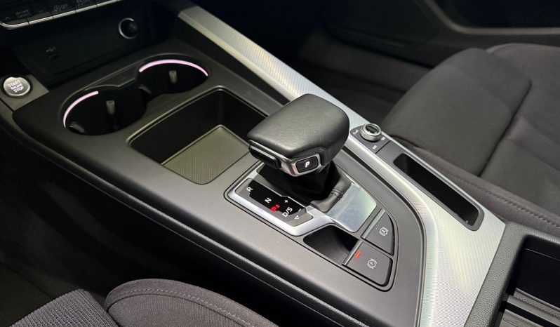 
								AUDI A4 40 TFSI S line S tronic 150kW – 5445LVY full									