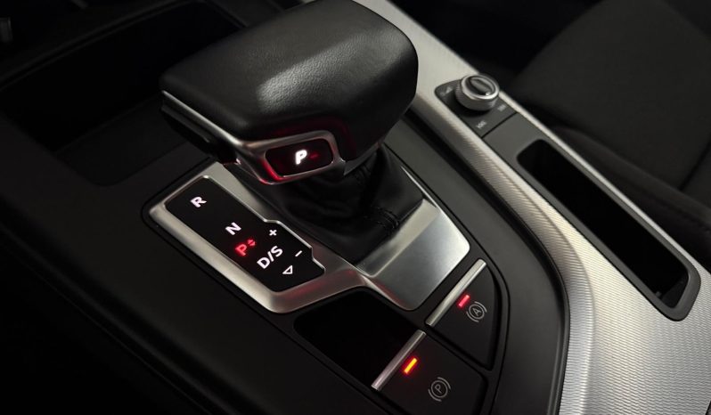 
								AUDI A4 40 TFSI S line S tronic 150kW – 5445LVY full									