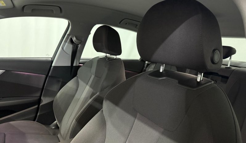 
								AUDI A4 40 TFSI S line S tronic 150kW – 5445LVY full									