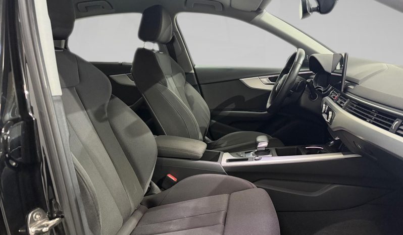 
								AUDI A4 40 TFSI S line S tronic 150kW – 5445LVY full									